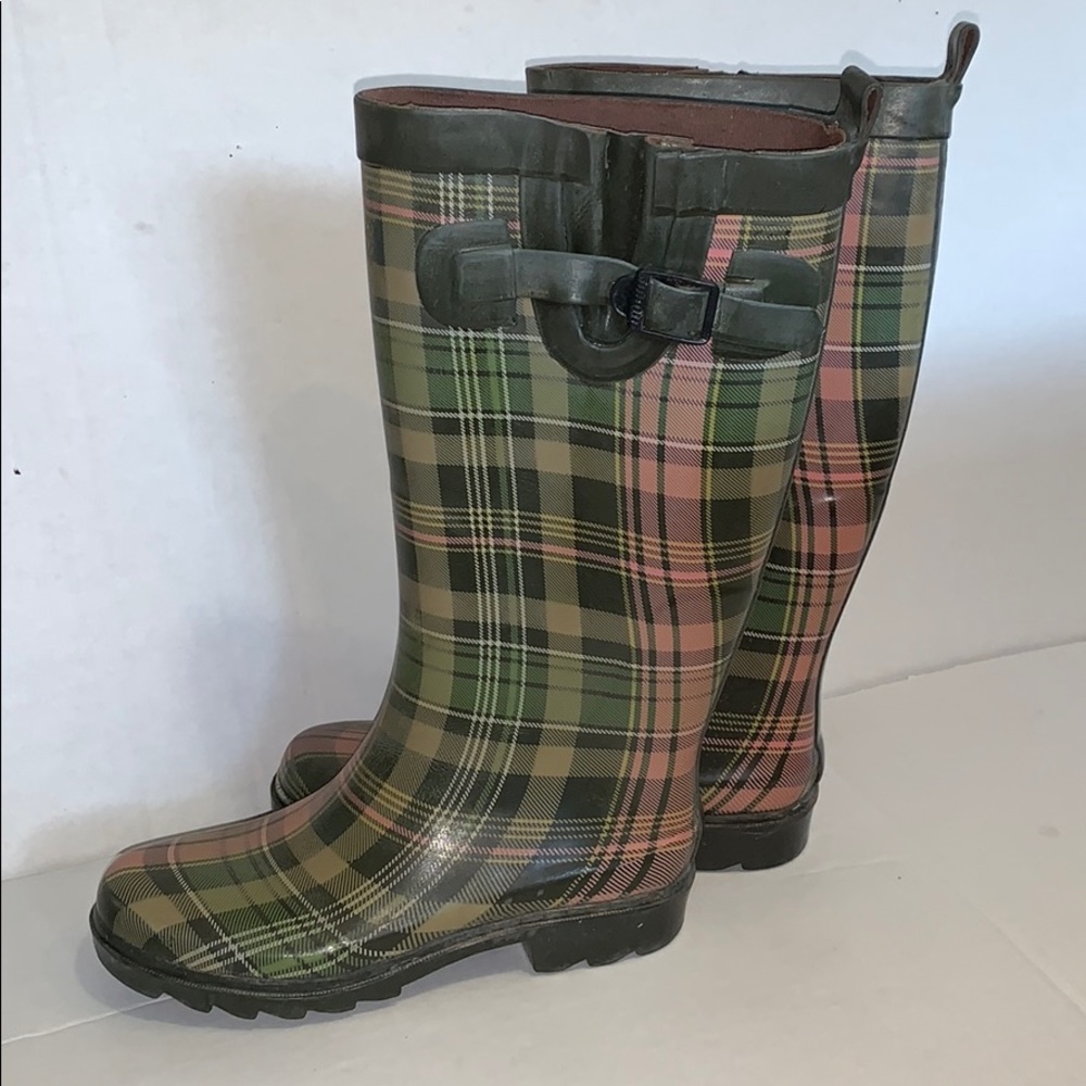 Welly Rubber boots size 5 plaid boots